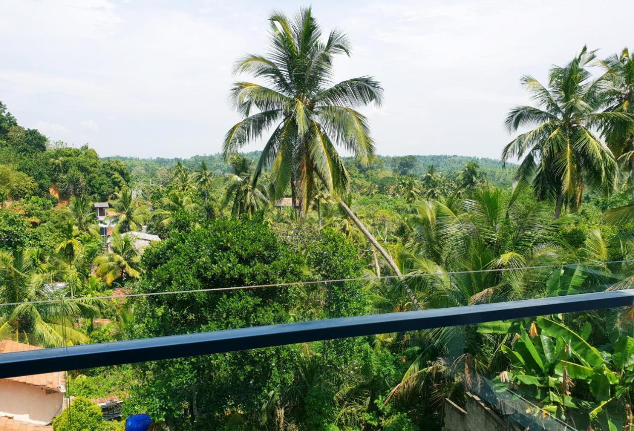 Marino Mirissa Hotel Bagian luar foto